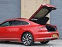 Volkswagen Arteon 2.0 TSI R-line Business ACC | Virtual Cockpit | Carplay | 19" | Trekhaak | Keyless