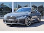 BMW 4-Serie Gran Coupe 420i High Executive M-Sport | Trekhaak | Panoramadak | Head-up | Camera | Leder