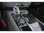 Volvo V60 T6 Recharge AWD Plus Dark - IntelliSafe Assist & Surround - 360º camera - Harman/Kardon audio - Verwarmde voorstoelen, stuur & achterbank - Parkeersensoren voor & achter - Elektr. bedienb. voorstoelen met geheugen - Semi elektr. inklapbare trekhaak - 18' LMV