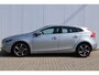 Volvo V40 2.0 T3 R-Design UNIEK! - Bomvolle auto!! - Standkachel - Adap. Cruise - Pano