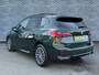 BMW 2-Serie Active Tourer 225e xDrive | Plug-in Hybrid (PHEV) | M-Sport | Trekhaak | Panoramadak | Head-up Display | Lederen Bekleding | Lichtmetalen Velgen 18 inch | Keyless Entry | 360 Graden Camera | Navigatie | Apple Carplay | Android Auto