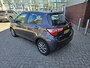 Toyota Yaris 1.5 Hybrid DESIGN NAVI CRUISE CLIMA CAMERA BLUETOOTH 15'' LM-VELGEN NL-AUTO