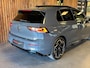 Volkswagen Golf 1.5 eTSI R-Line / 360 Camera / Pano / H/K / Stoel/Stuur verwarming / Carplay