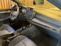 Volkswagen Golf 1.5 eTSI R-Line / 360 Camera / Pano / H/K / Stoel/Stuur verwarming / Carplay