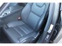 Volvo XC60 B5 250PK Automaat Momentum Exclusive Panoramisch schuif-kanteldak / Head-Up display / Semi elektrisch wegklapbare trekhaak / 19" lichtmetalen velgen / 360 graden rondomzicht camera