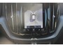 Volvo XC60 B5 250PK Automaat Momentum Exclusive Panoramisch schuif-kanteldak / Head-Up display / Semi elektrisch wegklapbare trekhaak / 19" lichtmetalen velgen / 360 graden rondomzicht camera