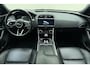 Jaguar XE 2.0 P250 SE | 1800 KG trekgewicht | Apple Carplay/Android Auto | Camera | Stoelverwarming | Climate Control | Cruise Control | Keyless Entry & Start | Lederen bekleding | Elektrisch verstelbare voorstoelen