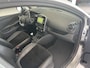 Renault Clio Estate 0.9 TCe Intens Airco - Achteruitrijcamera - Parkeersensor achter - Navigatie - Cruise control - Dakrails - Licht metalen velgen 16 inch - Led verlichting - Elektrische ramen - Keyless entry/ start - Bluetooth - Stuur multifunctioneel - Stuur leder - Radio