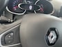 Renault Clio Estate 0.9 TCe Intens Airco - Achteruitrijcamera - Parkeersensor achter - Navigatie - Cruise control - Dakrails - Licht metalen velgen 16 inch - Led verlichting - Elektrische ramen - Keyless entry/ start - Bluetooth - Stuur multifunctioneel - Stuur leder - Radio