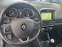 Renault Clio Estate 0.9 TCe Intens Airco - Achteruitrijcamera - Parkeersensor achter - Navigatie - Cruise control - Dakrails - Licht metalen velgen 16 inch - Led verlichting - Elektrische ramen - Keyless entry/ start - Bluetooth - Stuur multifunctioneel - Stuur leder - Radio