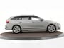 Skoda Octavia Combi 1.4 TSI RS iV PHEV 245pk DSG Business · Panoramadak · Stuur- & Stoelverwarming · Keyless · Sfeerverlichting · Elek. Achterklep ·