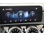 Mercedes-Benz A-klasse 160 Business Solution AMG Nightpakket / Stoelverwarming / Parkeercamera / Sfeerverlichting /
