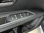 Peugeot 5008 SUV 1.2 130pk Allure Pack Automaat 7 Persoons  | Camera | Carplay | Elektrische Achterklep | Dodehoekbewaking | Navigatie