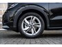 Volkswagen T-Roc 1.5 eTSI 115pk DSG Life First Edition | Apple Carplay Draadloos | Stoel- & Stuurverwarming | 18" Torino Velgen