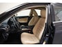 Lexus IS 300 300h Luxury Line Aut. [ Navi Achteruitrijcamera Lederen bekleding Stoelverwarming ]