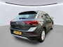 Volkswagen T-Roc 1.0 TSI 110pk Life / Navigatie by APP / LM 16 inch / Digital cockpit / Park Assist / LED Garantie tot 31-07-2027 max 100.000km