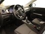 Suzuki Vitara 1.4 Boosterjet Select Smart Hybrid - CAMERA - CLIMATE CONTROL - DAB AUDIO - VOORSTOELEN VERWARMD - TWO TONE LAK - DONKER GETINTE RAMEN ACHTER - MISTLAMPEN VOOR - DODEHOEK DETECTIE - 17 INCH LICHT METALEN VELGEN - ADAPTIEVE CRUISE CONTROL