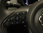 Toyota Aygo X 1.0 VVT-i MT Envy - ORIGINEEL NEDERLANDSE AUTO - PARKEERSENSOREN VOOR EN ACHTER - DRAADLOZE TELEFOONLADER - ADAPTIVE CRUISE CONTROL - NAVIGATIE - APPLE CARPLAY/ANDROID AUTO