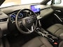 Toyota Corolla Cross Hybrid 200 Style - ORIGINEEL NEDERLANDSE AUTO - AFNEEMBARE TREKHAAK - 750KG GEREMD TREKGEWICHT - STOEL VERWARMING - ELEKTRISCHE ACHTERKLEP - PARKEERSENOREN VOOR EN ACHTER - DODEHOEK DETECTIE