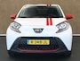Toyota Aygo X 1.0 VVT-i MT Play - ORIGINEEL NEDERLANDSE AUTO - UNIEKE EXTERIEUR EN INTERIEUR ACCENTEN - AIRCO - ADAPTIEVE CRUISE CONTROL - CAMERA - LAGE KM STAND - BLUETOOTH- APPLE CARPLAY/ ANDROID AUTO