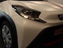 Toyota Aygo X 1.0 VVT-i MT Play - ORIGINEEL NEDERLANDSE AUTO - UNIEKE EXTERIEUR EN INTERIEUR ACCENTEN - AIRCO - ADAPTIEVE CRUISE CONTROL - CAMERA - LAGE KM STAND - BLUETOOTH- APPLE CARPLAY/ ANDROID AUTO
