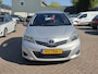 Toyota Yaris 1.0 VVT-i Aspiration, airco, aur camera.