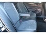 Volkswagen Passat Variant 1.5 eHybrid 204pk Business DSG AUTOMAAT / Navigatie / Digital cockpit Pro / Head up display / Park Assist / Camera / Inklapb. trekhaak Garantie tot 14-05-2027 max 100.000km
