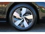 Volkswagen Passat Variant 1.5 eHybrid 204pk Business DSG AUTOMAAT / Navigatie / Digital cockpit Pro / Head up display / Park Assist / Camera / Inklapb. trekhaak Garantie tot 14-05-2027 max 100.000km