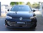 Volkswagen Passat Variant 1.5 eHybrid 204pk Business DSG AUTOMAAT / Navigatie / Digital cockpit Pro / Head up display / Park Assist / Camera / Inklapb. trekhaak Garantie tot 14-05-2027 max 100.000km