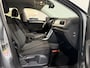 Volkswagen T-Roc 1.5 - 150PK TSI Oranje Edition Automaat | Navi | Camera | Apple CarPlay/Android Auto | Climate Control | Armsteun | Digital Cockpit | Adaptive Cruise Control | Licht Sensor | Lichtmetalen Velgen |