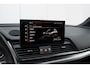 Audi Q5 55 TFSI e S edition Competition 367 PK | Trekhaak | Luchtvering | Stoelverwarming Voor | Ambiance Verlichting | Matrix LED koplampen