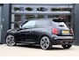 MINI Cooper S JCW Pakket | Panorama | Navigatie | Stoelverwarming | 18" LM Velgen