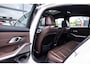 BMW 3-Serie 330i High Executive, Schuifdak, H&K Audio, Volleder, NL Auto!