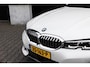 BMW 3-Serie 330i High Executive, Schuifdak, H&K Audio, Volleder, NL Auto!