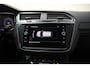 Volkswagen Tiguan 1.5 TSI R-Line Business+ Aut. [ Adapt.cruise Navi Virtual ]