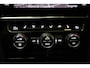 Volkswagen Golf 2.0 TSI 4Motion R | PANORAMADAK | VW DEALER ONDERHOUDEN | 19"