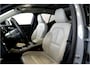 Volvo XC40 2.0 B4 145kW/198pk DCT7 Ultimate Dark Facelift! PANORAMADAK + GOOGLE DASHBOARD + HARMAN/KARDON + ADAPT.CRUISE + STOEL&STUURVERWARMING + NAPPALEER + STOEL-&STUURVERWARMING + LANE ASSIST + CAMERA + MATRIX LED + PARKSENSOREN + 19" LM-VELGEN!!