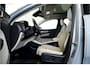 Volvo XC40 2.0 B4 145kW/198pk DCT7 Ultimate Dark Facelift! PANORAMADAK + GOOGLE DASHBOARD + HARMAN/KARDON + ADAPT.CRUISE + STOEL&STUURVERWARMING + NAPPALEER + STOEL-&STUURVERWARMING + LANE ASSIST + CAMERA + MATRIX LED + PARKSENSOREN + 19" LM-VELGEN!!