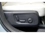 Volvo XC40 2.0 B4 145kW/198pk DCT7 Ultimate Dark Facelift! PANORAMADAK + GOOGLE DASHBOARD + HARMAN/KARDON + ADAPT.CRUISE + STOEL&STUURVERWARMING + NAPPALEER + STOEL-&STUURVERWARMING + LANE ASSIST + CAMERA + MATRIX LED + PARKSENSOREN + 19" LM-VELGEN!!