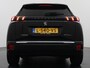 Peugeot e-2008 GT-Line EV50kWh Soh 93% 360Camera Navi Apple Carplay Android Ecc Cruise Control Keyless 1/2Leer Pdc DAB+ Bluetooth Led Connected services Verkeersbord detectie Usb PrivacyGlass 17''LM Regensensor Led Verkeersbord detectie