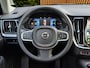 Volvo V60 2.0 T6 Plug-in hybrid AWD Essential Bright | Trekhaak | Camera | Stuur/stoelverwarming | Leder