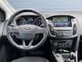 Ford Focus 1.0 Titanium Navi,125pk,Trekhaak,Dealer Onderhouden,Pdc V+A,6 Bak,N.A.P,Clima,Cruise,Nieuwe Apk bij Aflevering
