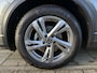 Volkswagen T-Roc 1.5 TSI R-Line | trekhaak | massage stoel | stoelverwarming |