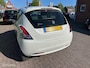 Lancia Ypsilon 0.9 TwinAir Platinum Automaat Navigatie