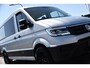 Volkswagen Crafter 35 2.0 TDI L3H2 DC Highline PB Edition Camera, Caplay, LED, 177pk, 2 x Schuifdeur, Clima, Leder, Multimedia, Voorruit verwarming, Automaat, Uniek!