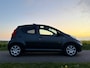 Peugeot 107 1.0-12V Sportium | Schuif-/Kanteldak | Airco | 5 Deurs | Elektrische Ramen | CV | Nieuwe APK + Afleverbeurt | 12V |