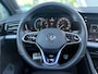 Volkswagen Touareg 3.0 TSi 4MOTION R 463pk Luchtvering / Trekhaak / Massage Stoelen
