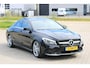 Mercedes-Benz CLA 180 Pano | Trekhaak | Carplay | Stoelverwarming | LED | Cruisecontrol | Volledig Onderhouden