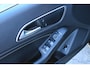 Mercedes-Benz CLA 180 Pano | Trekhaak | Carplay | Stoelverwarming | LED | Cruisecontrol | Volledig Onderhouden