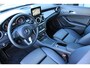 Mercedes-Benz CLA 180 Pano | Trekhaak | Carplay | Stoelverwarming | LED | Cruisecontrol | Volledig Onderhouden